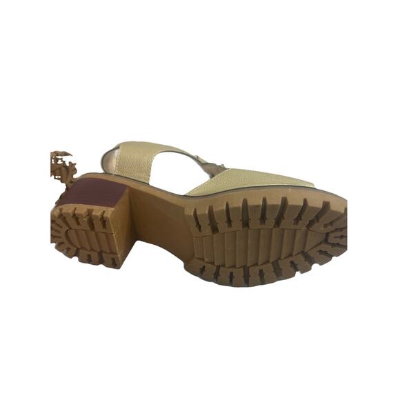 Chic Sandals Gold Chucky Sole Heels Zip Comfy Shoes Sling Back Woman's Sz 8.5 - Picture 10 of 12